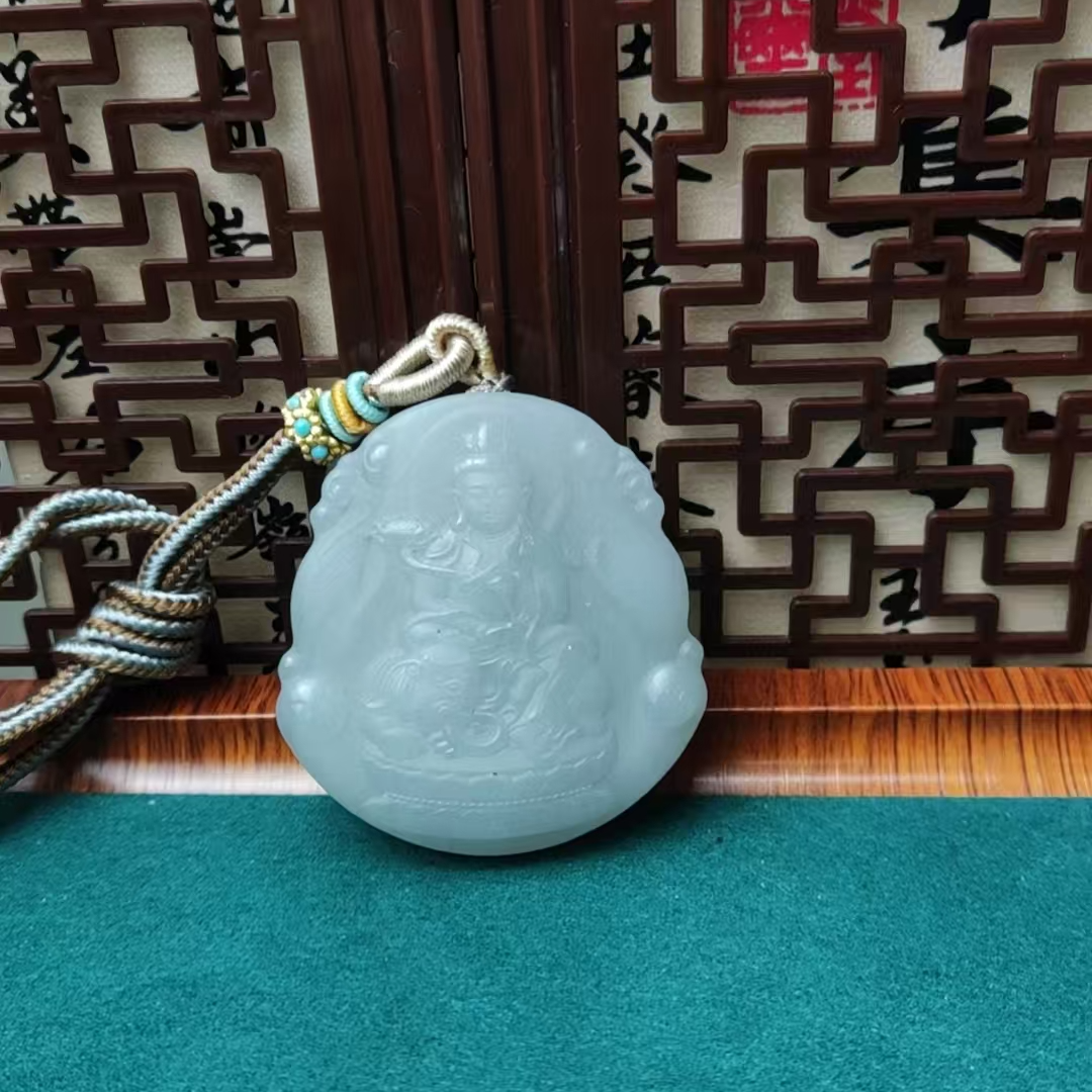 和田玉----普贤菩萨吊坠