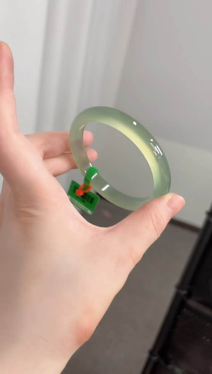 玛瑙/玉髓手镯未镶嵌58圈