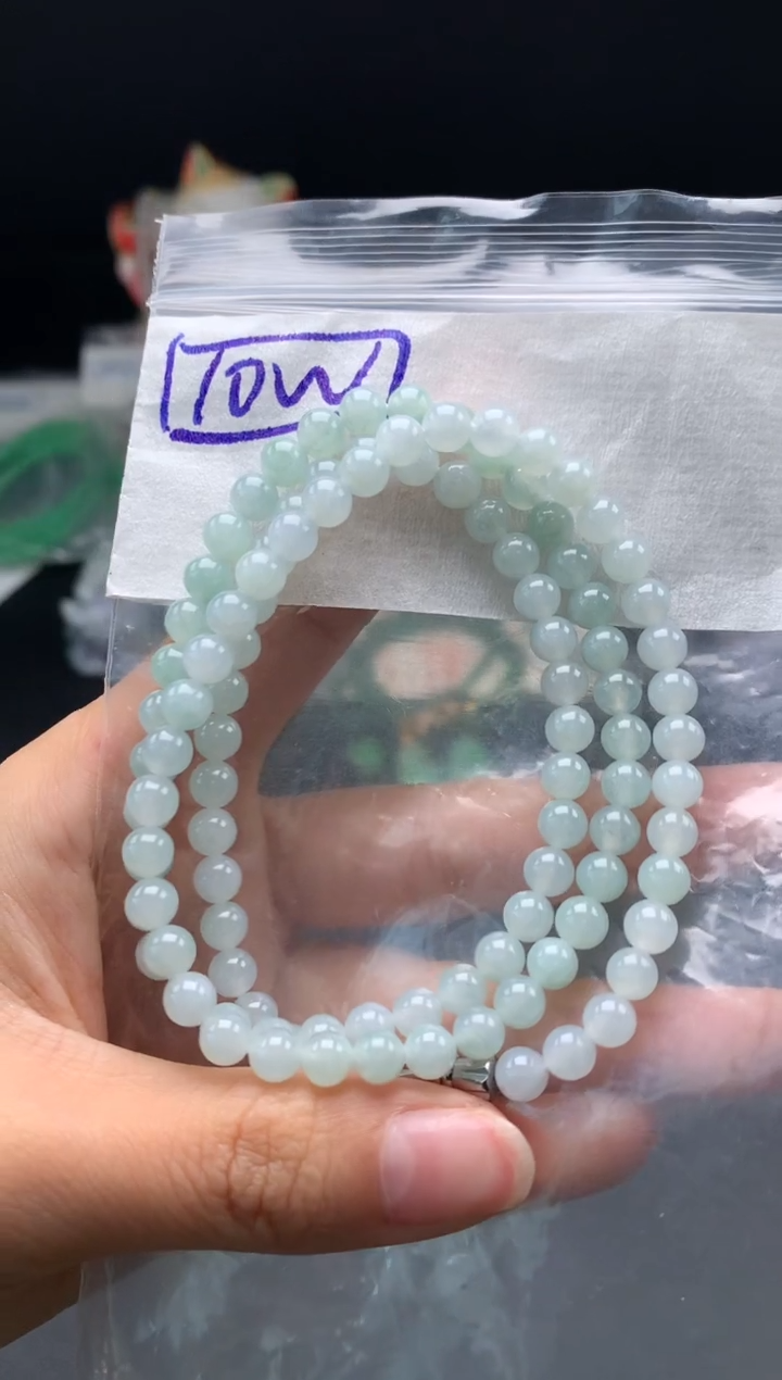 未镶嵌挂件翡翠3卡5.6