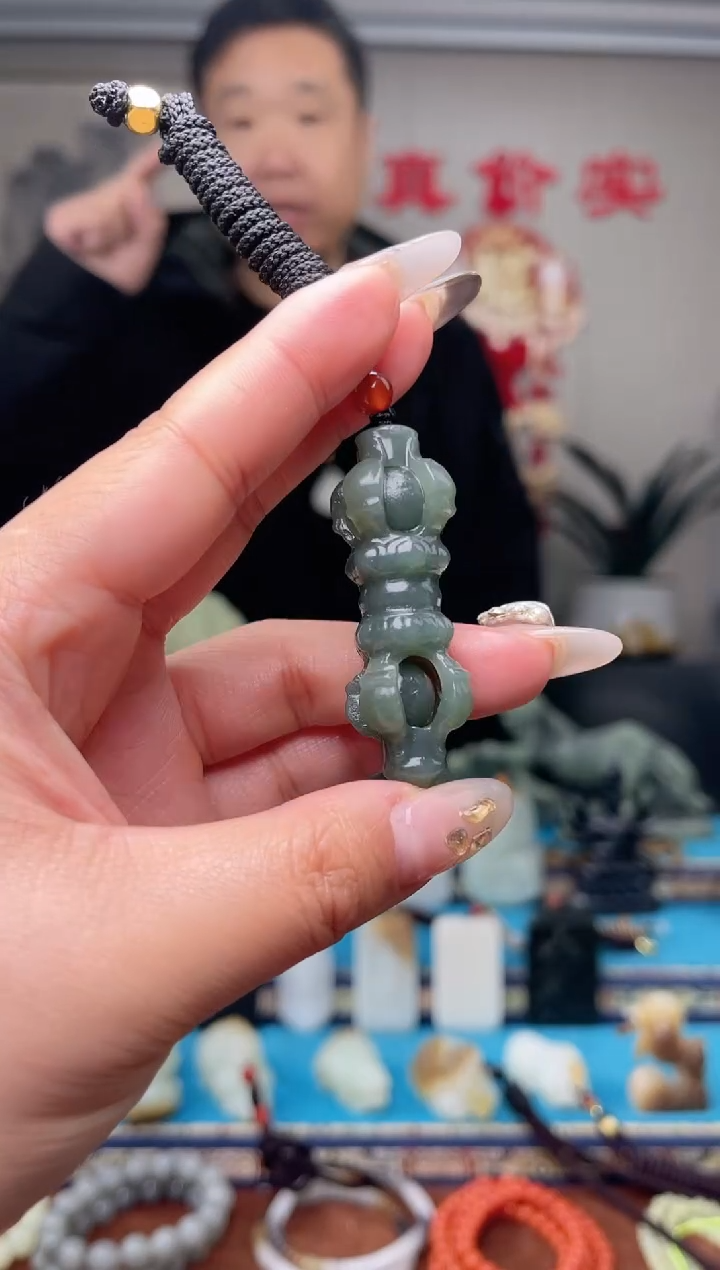 【闪购商品】和田玉挂件未镶嵌1