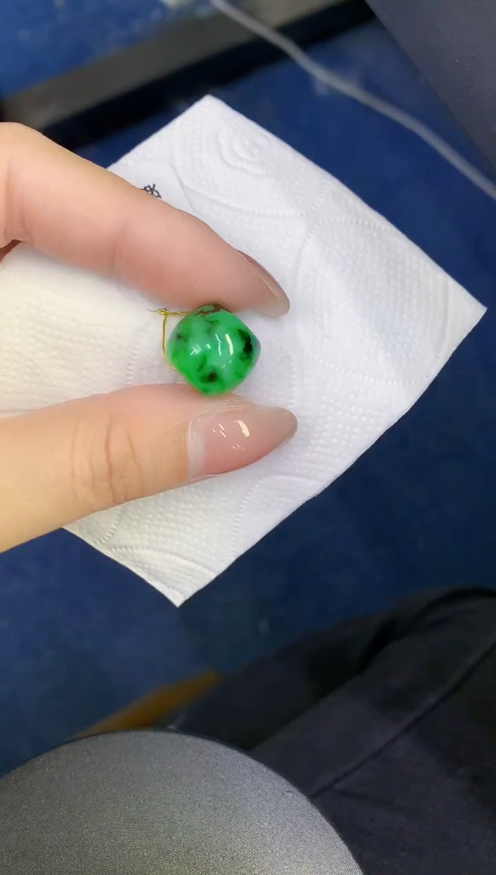 颈饰未镶嵌翡翠缅甸天然翡翠A货