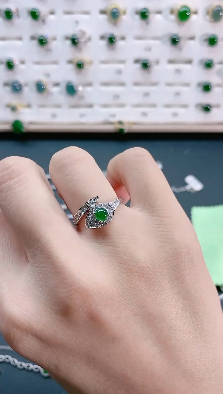 【闪购商品】翡翠戒指银S925镶嵌天然翡翠