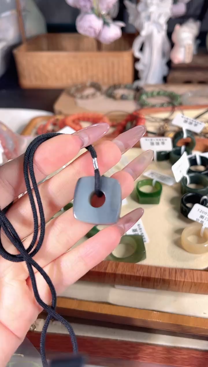 项链未镶嵌和田玉多样性发其一孤品默认微瑕