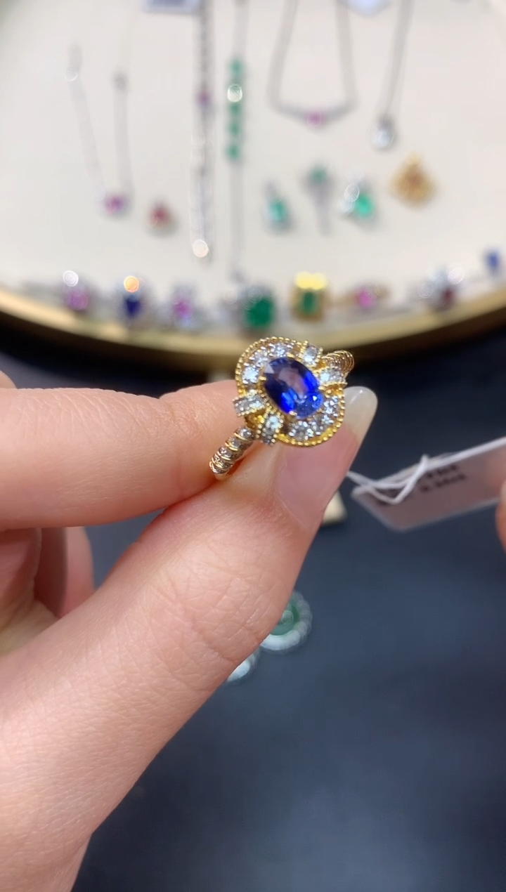 【闪购商品】蓝宝石戒指18K金镶嵌A200|6800