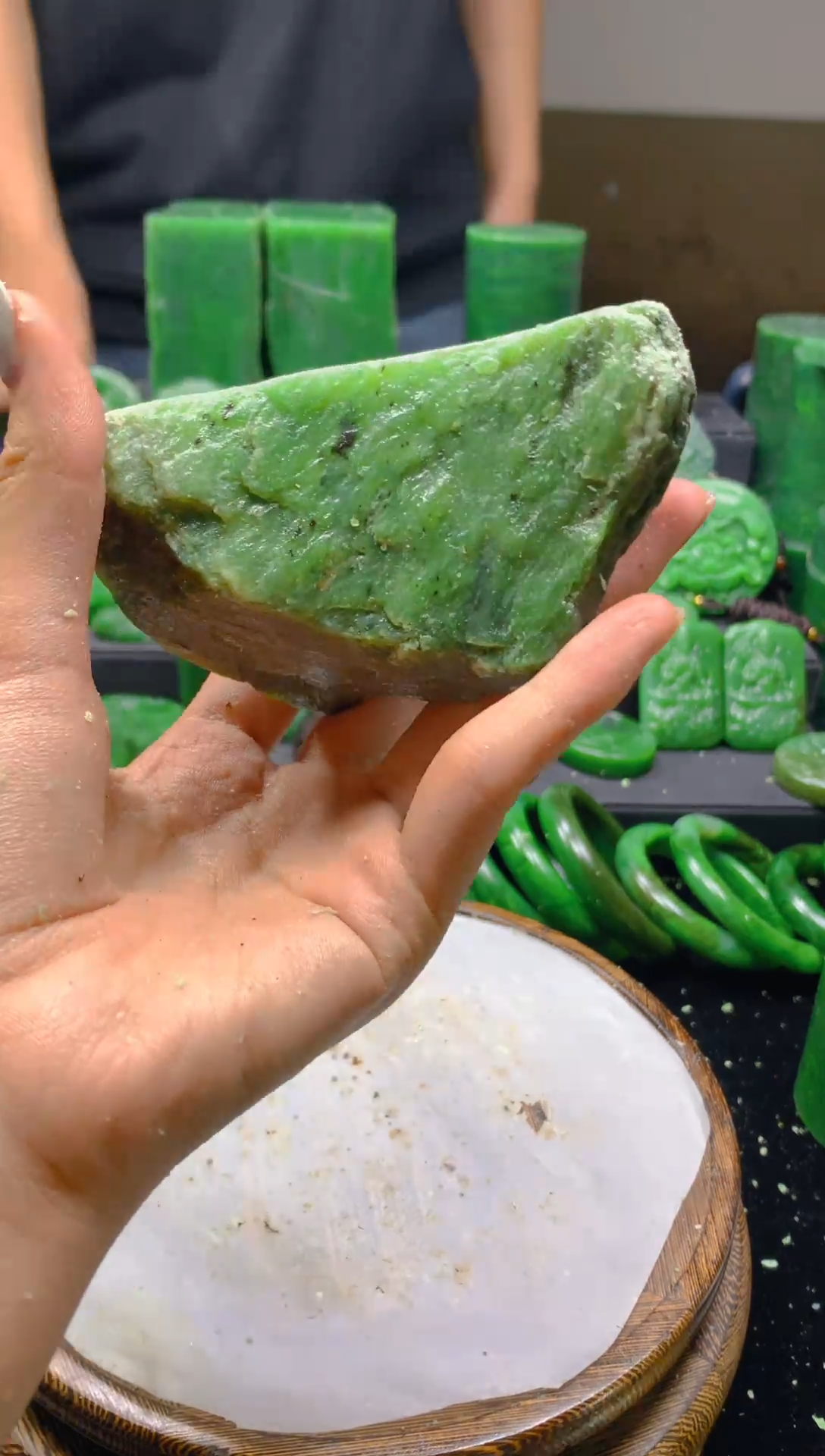 未镶嵌和田玉（碧玉）珠宝半成品1