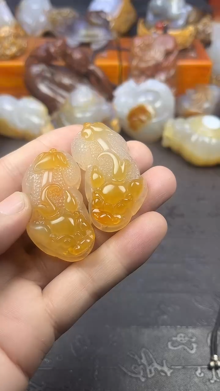 【闪购商品】玛瑙/玉髓吊坠未镶嵌1