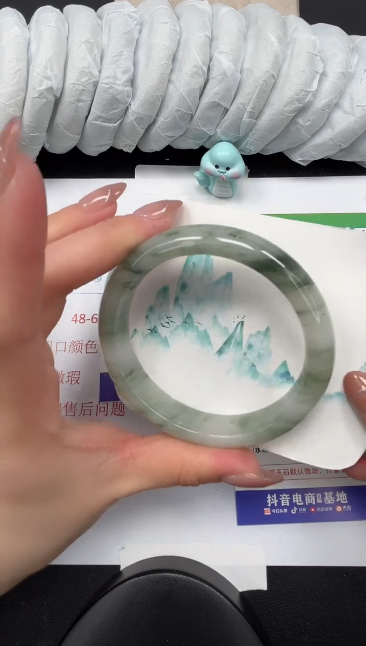 【闪购商品】石英质玉手镯未镶嵌115-62.4