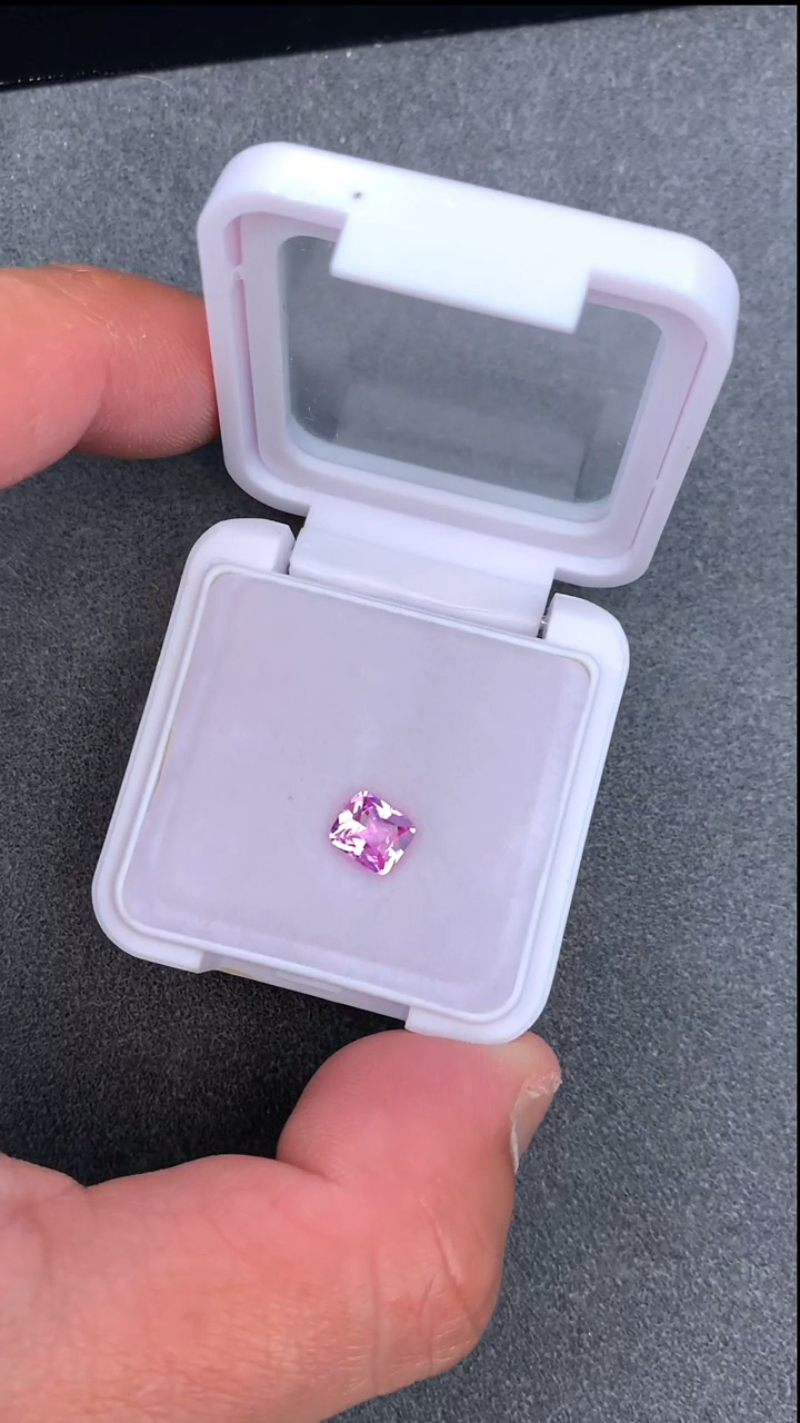 【闪购商品】蓝宝石裸石未镶嵌1.07克拉