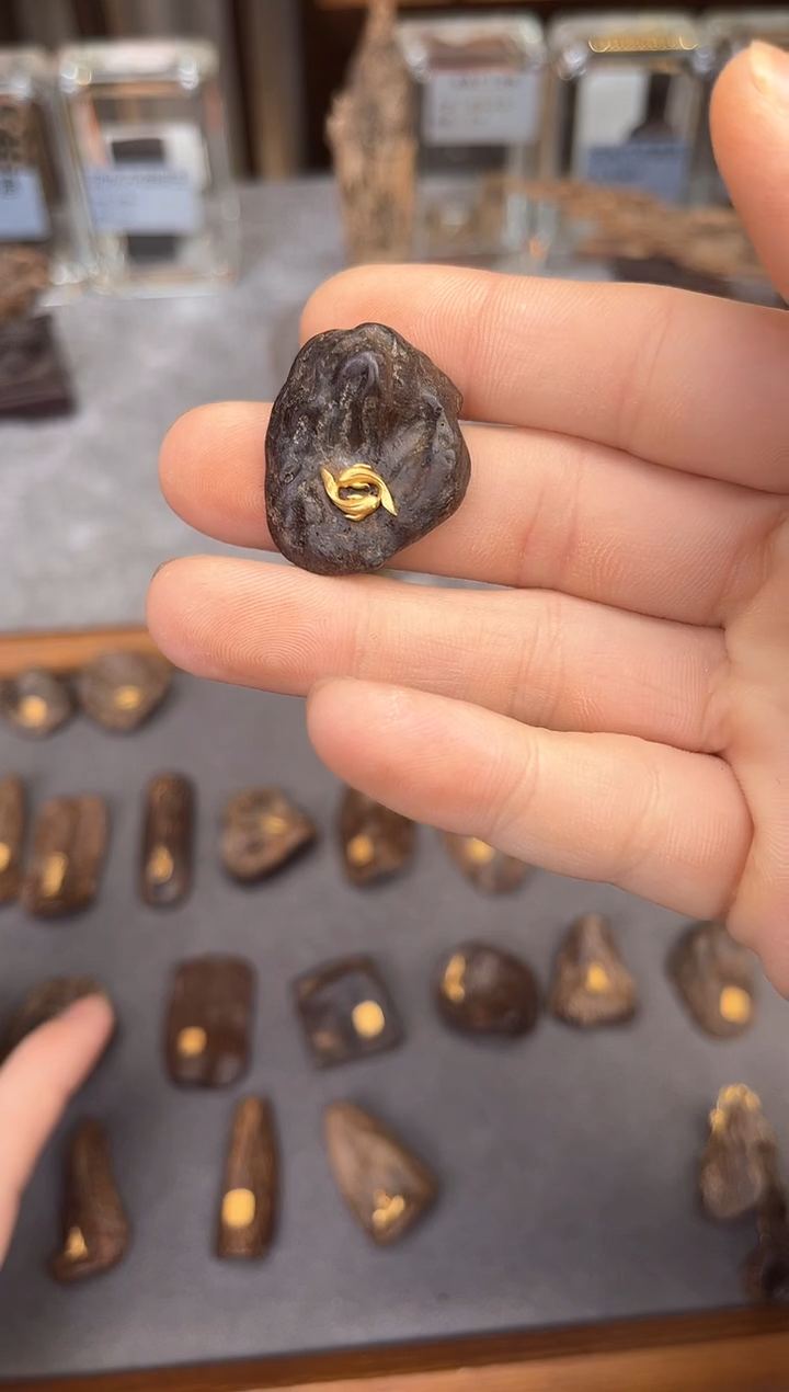 【闪购商品】沉香吊坠92号沉水文莱吊坠多样性发货1个