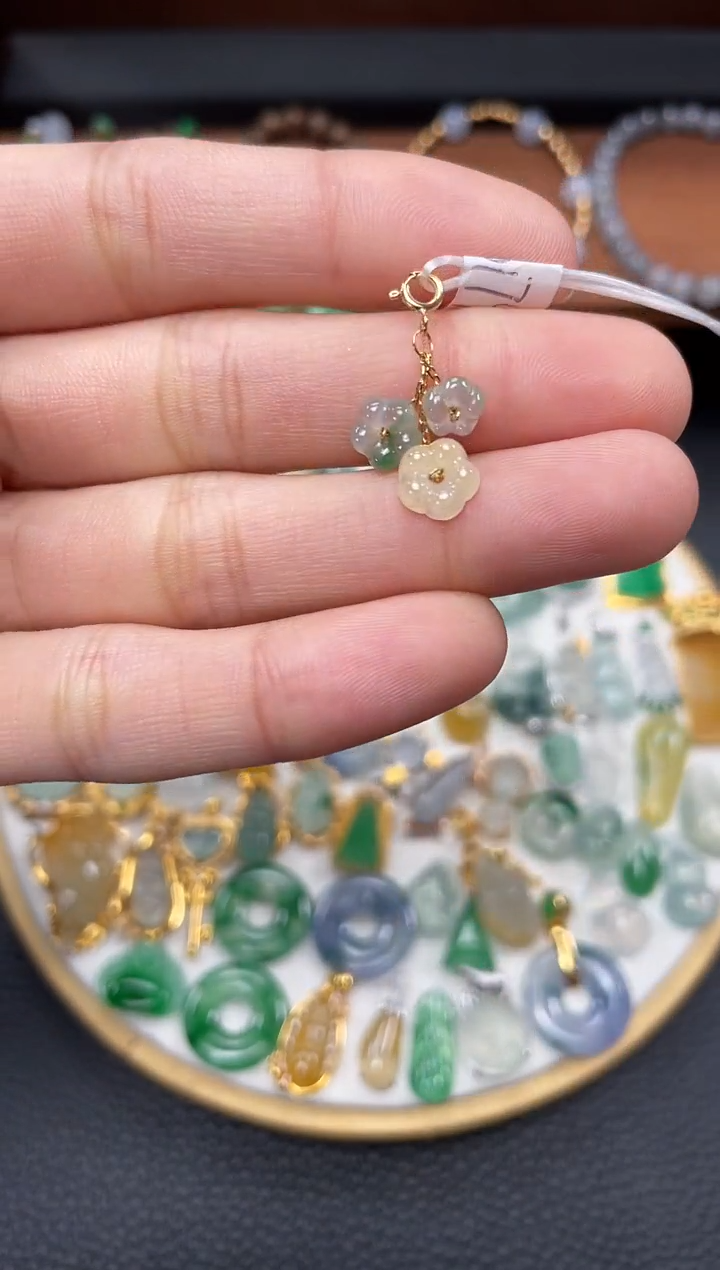 【闪购商品】翡翠吊坠(不含链)18K金镶嵌一个   JK633