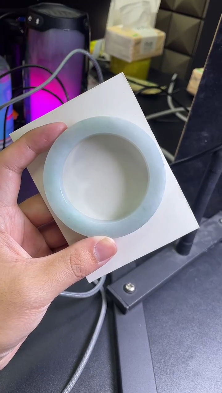 未镶嵌手镯定制翡翠蒲*英定制