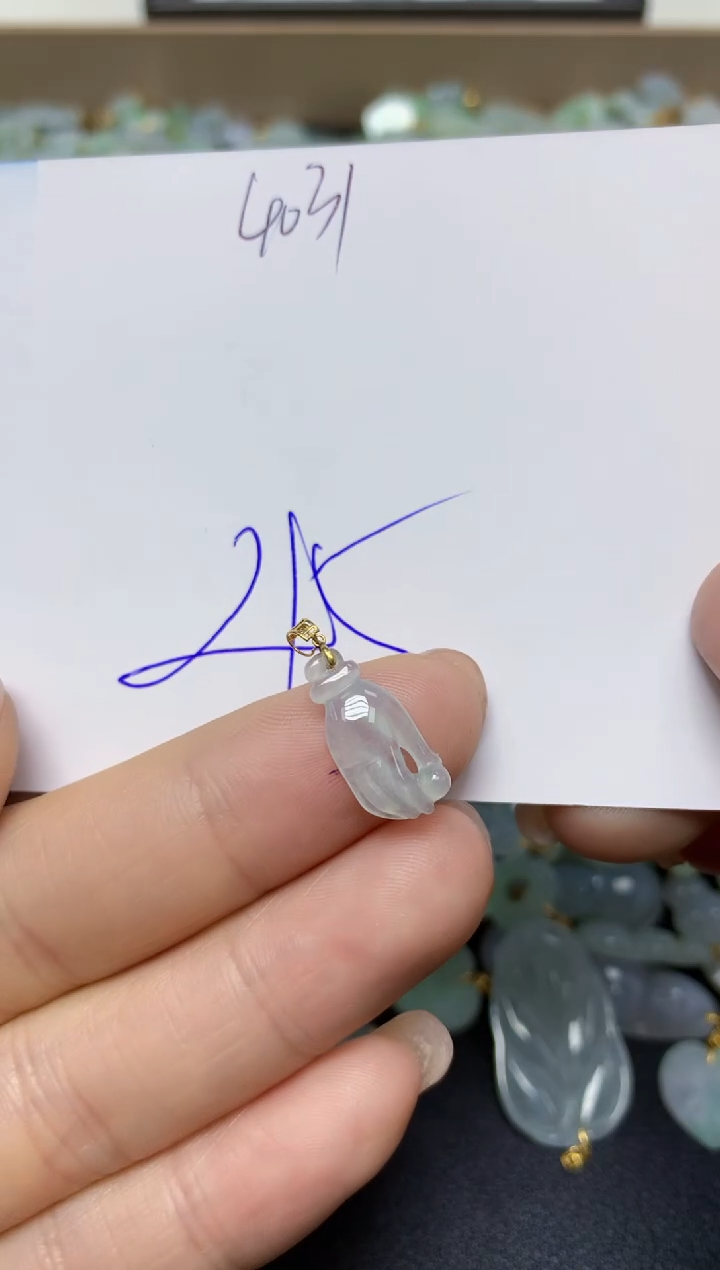 【闪购商品】翡翠挂件18K金镶嵌 天然翡翠A货