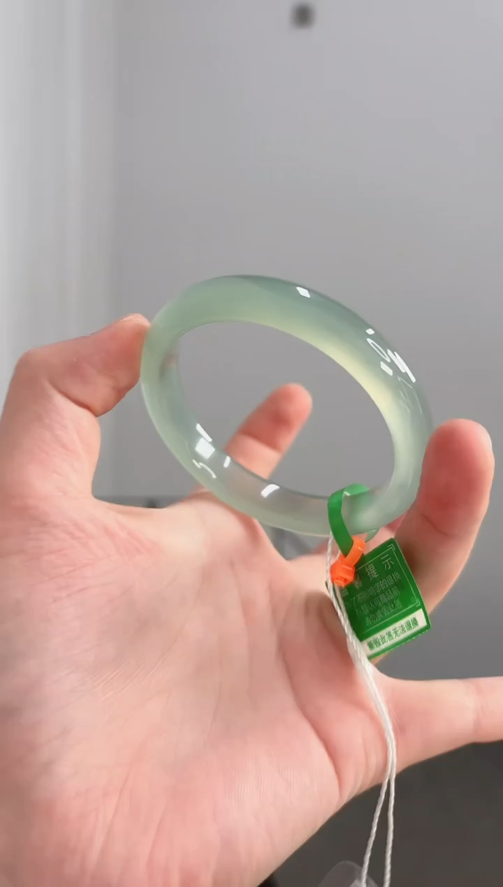 【闪购商品】玛瑙/玉髓手镯未镶嵌54圈