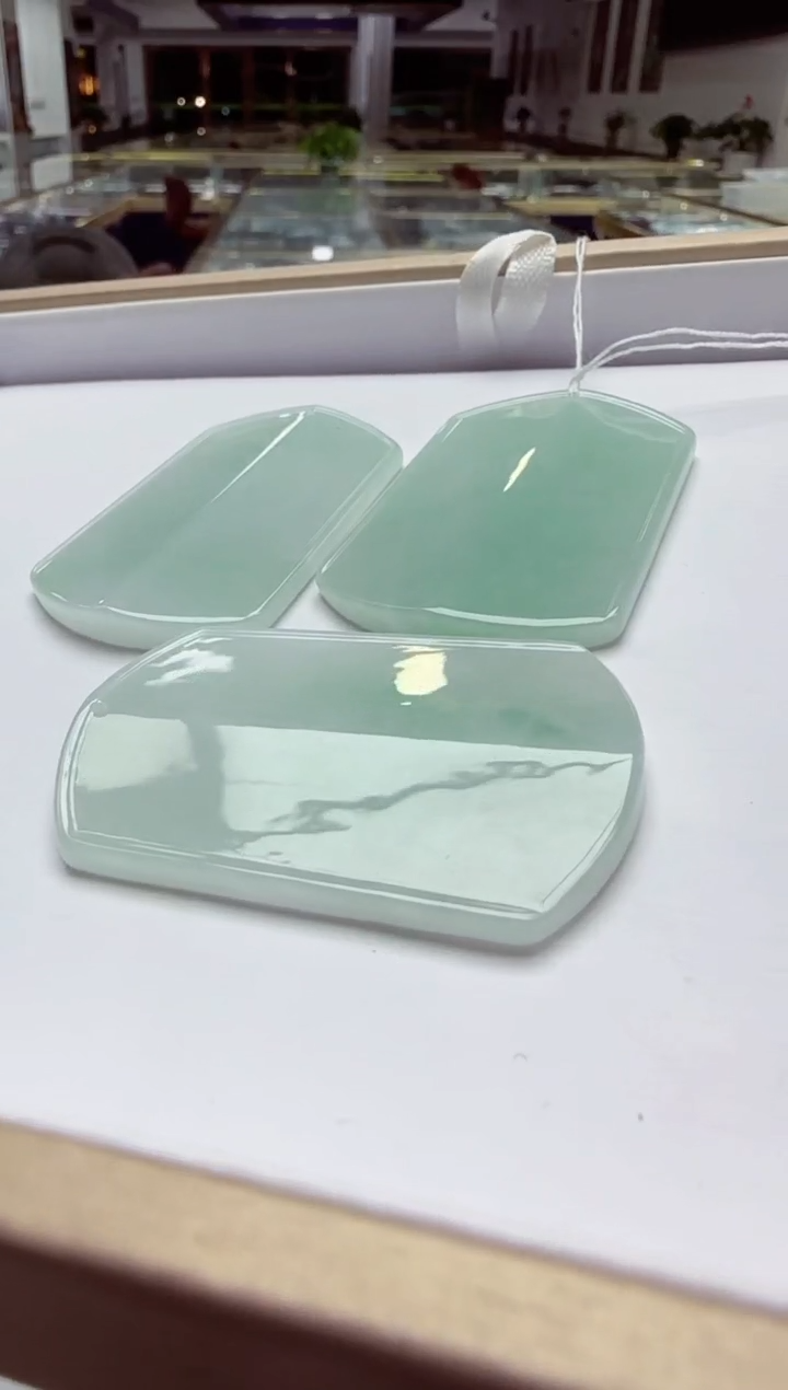 颈饰未镶嵌翡翠多样性发其一