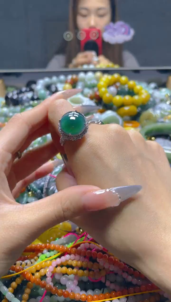 颈饰未镶嵌翡翠/S/翡翠A货，一件也是批发价