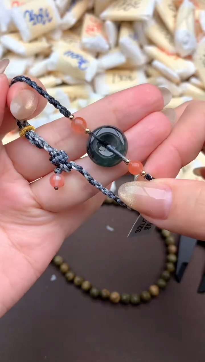 【闪购商品】翡翠挂件未镶嵌—  