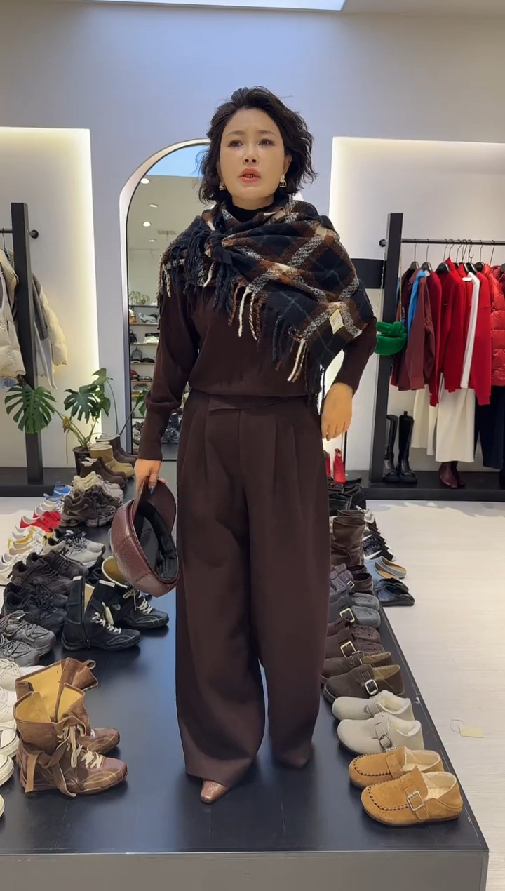 27码羊毛裤子小众设计师款咖啡色