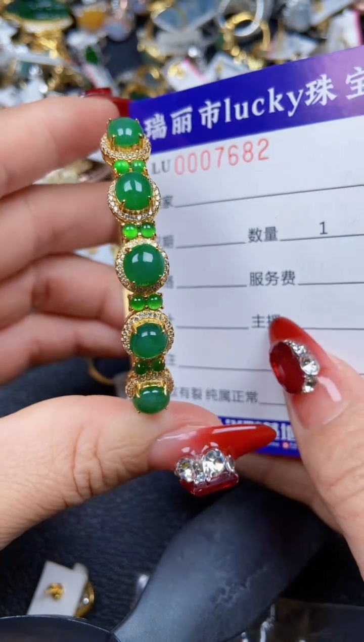 【闪购商品】翡翠颈饰银S925镶嵌7682