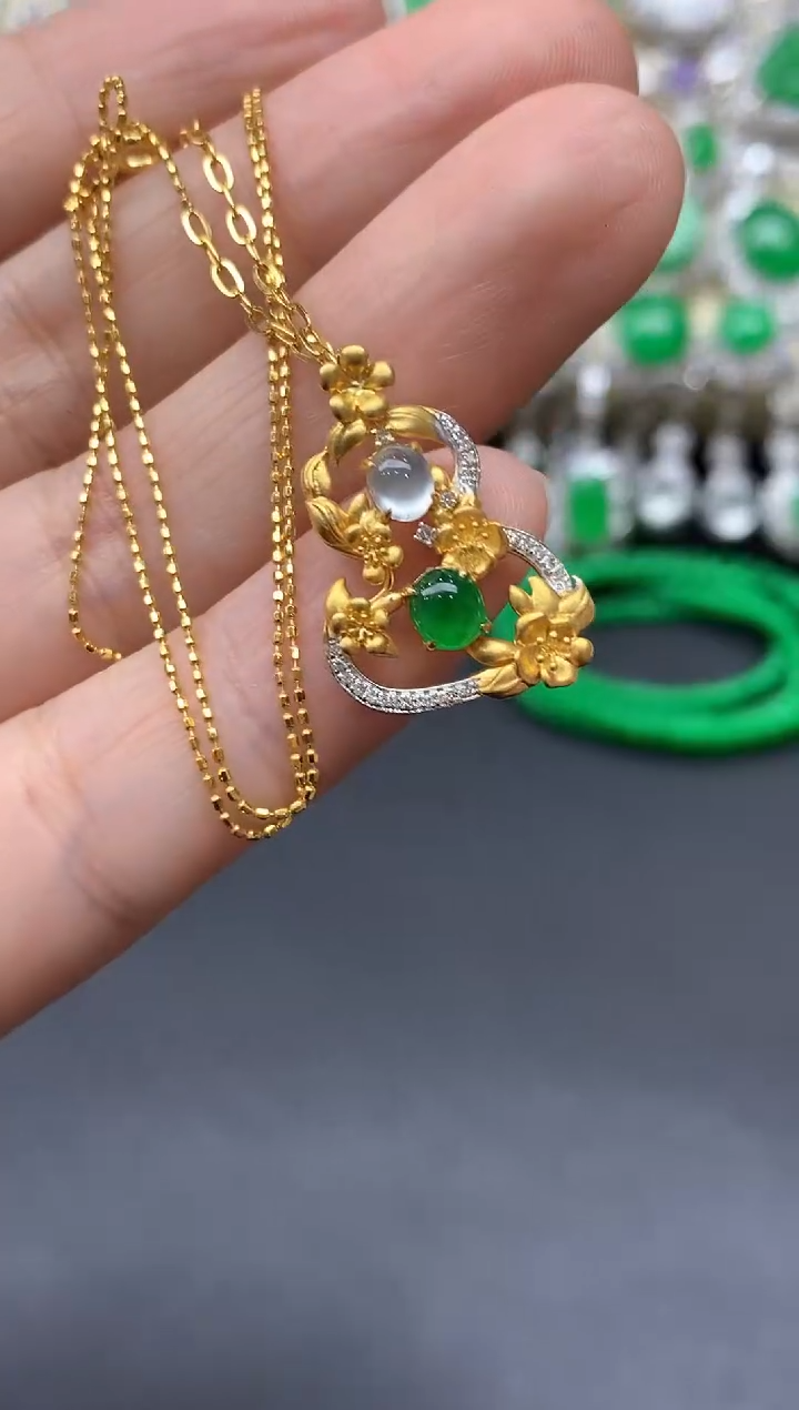 颈饰18K金镶嵌翡翠580-中国好珍宝