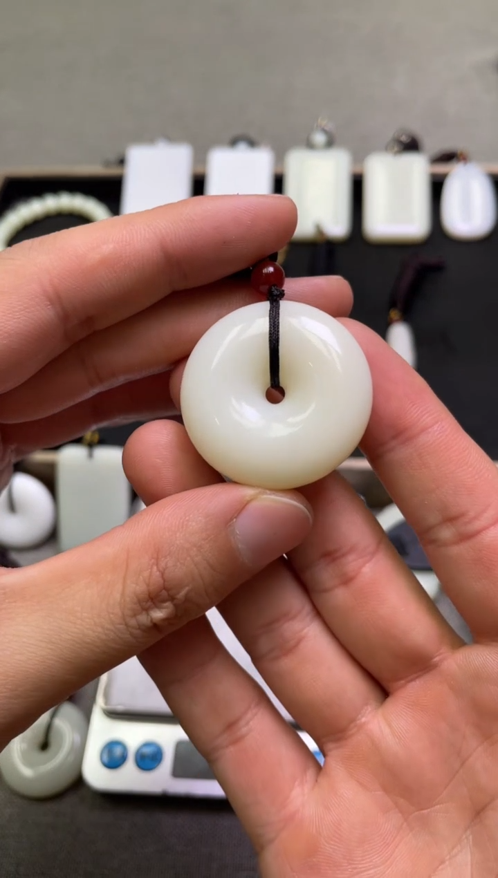 颈饰未镶嵌和田玉7