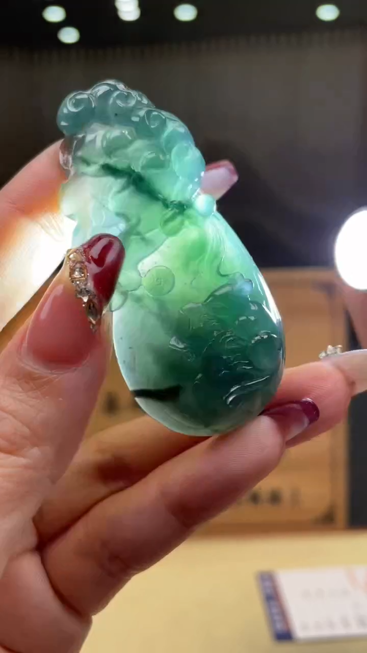 【闪购商品】定制翡翠未镶嵌      *126