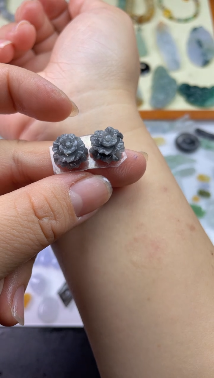 【闪购商品】定制翡翠未镶嵌花花一对