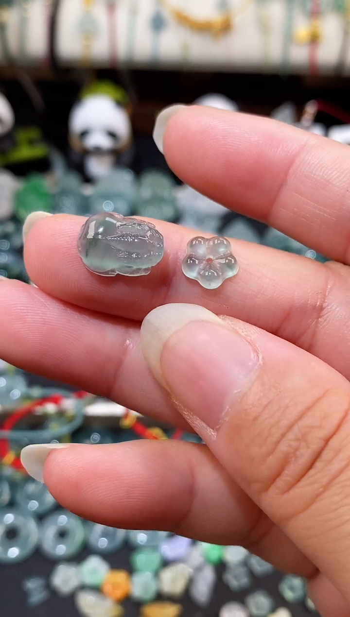 散珠翡翠貔貅小花裸石
