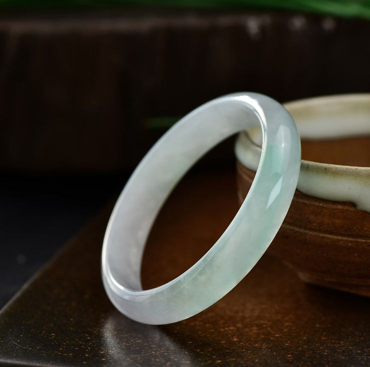 时尚大女王冰透女款精美美镯非遗手工艺