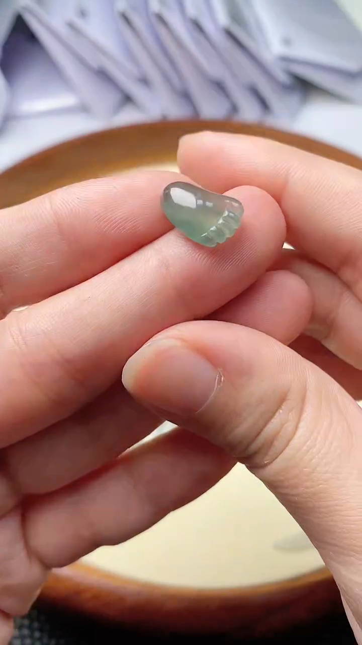 【闪购商品】翡翠挂件未镶嵌脚丫