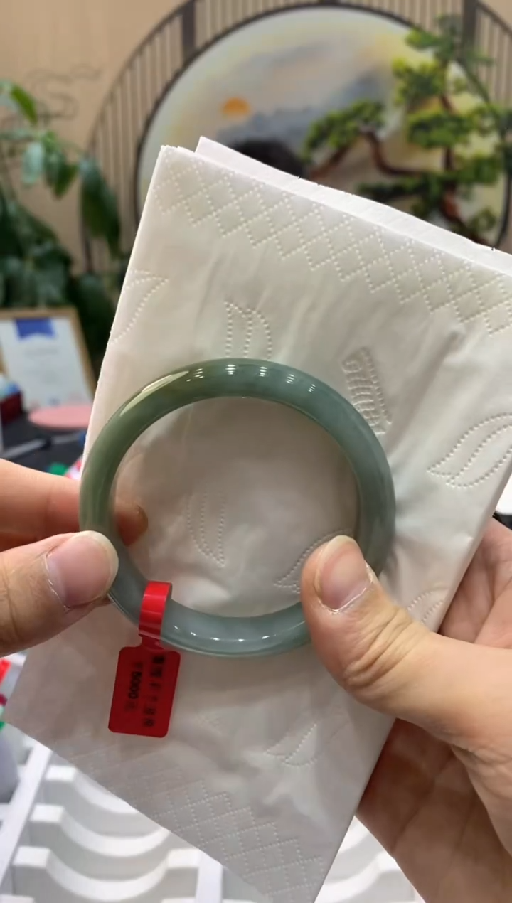 【闪购商品】翡翠手镯未镶嵌00009332