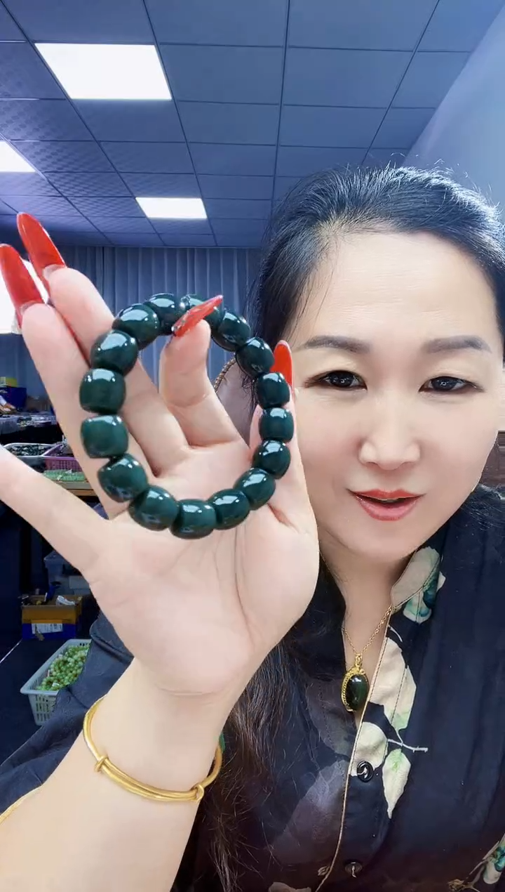 手串未镶嵌和田玉纯天然和田玉新疆沙枣青枣青蓝14