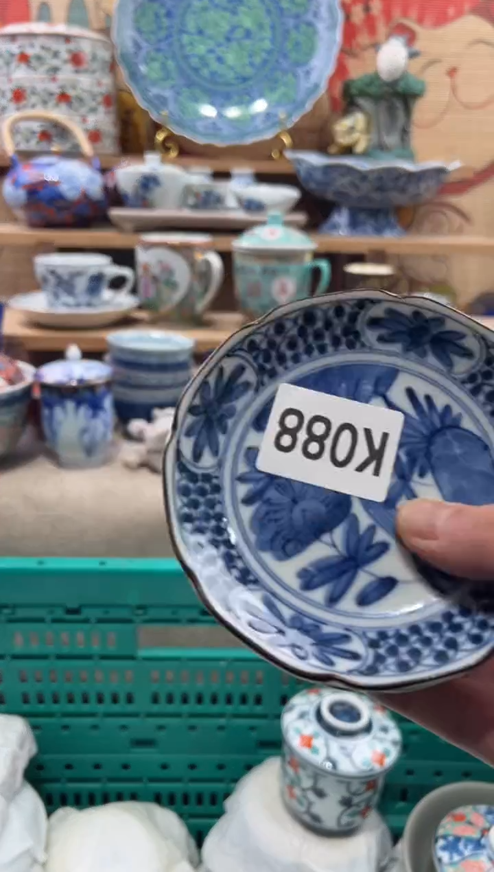 瓷片霓*瓷片------K088