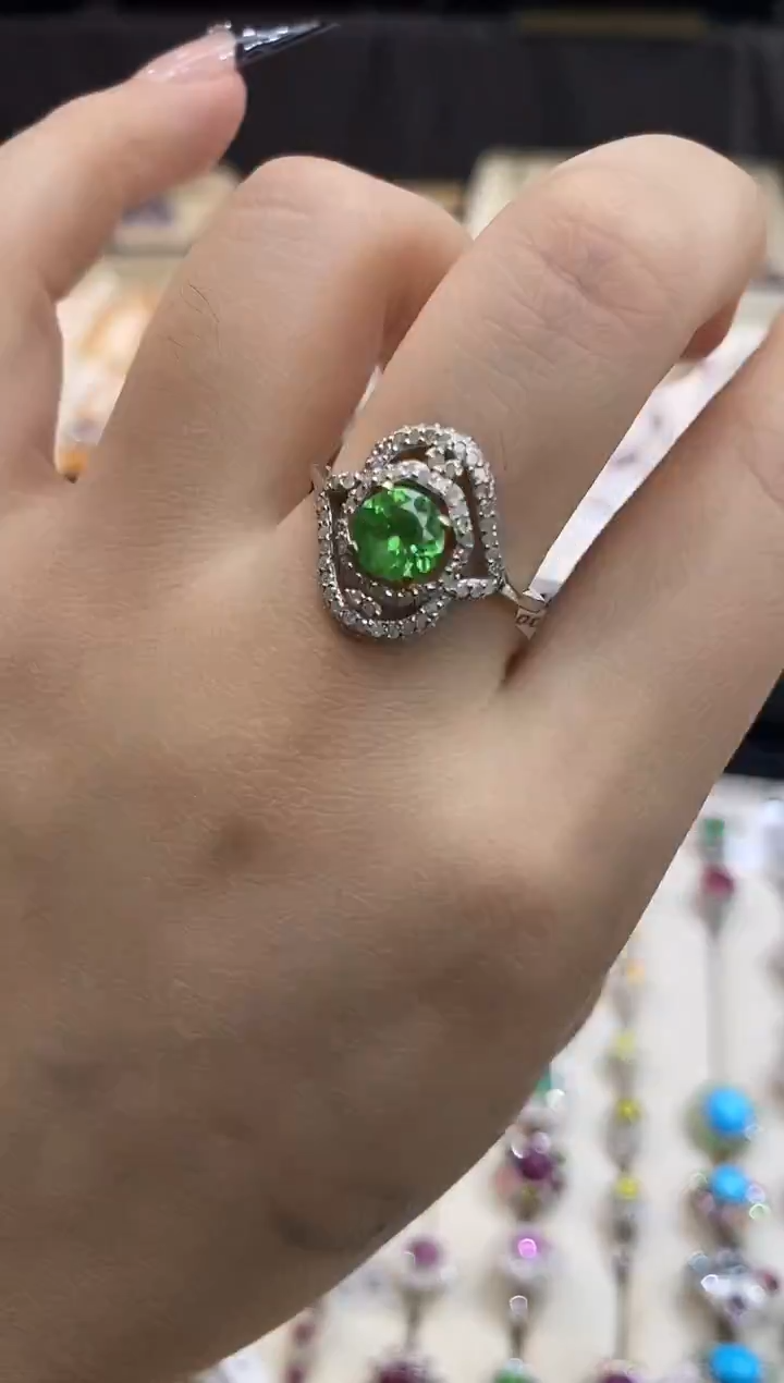 银S925镶嵌戒指定制石榴石楚楚珠宝中古甄选不退换