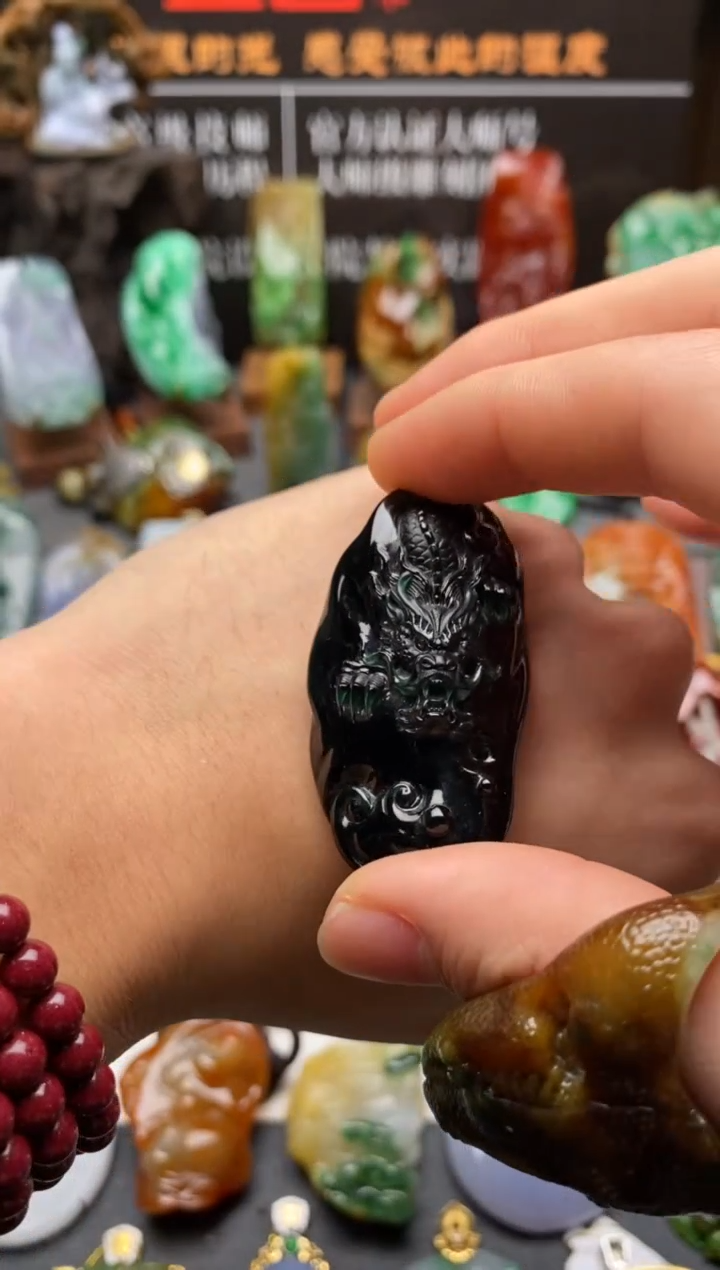 【闪购商品】翡翠颈饰未镶嵌成品