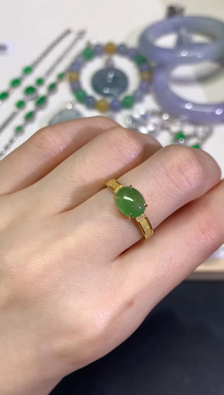 【闪购商品】翡翠颈饰18K金镶嵌团购30