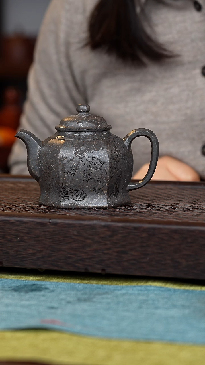 【闪购商品】紫砂茶壶六方宫灯260毫升