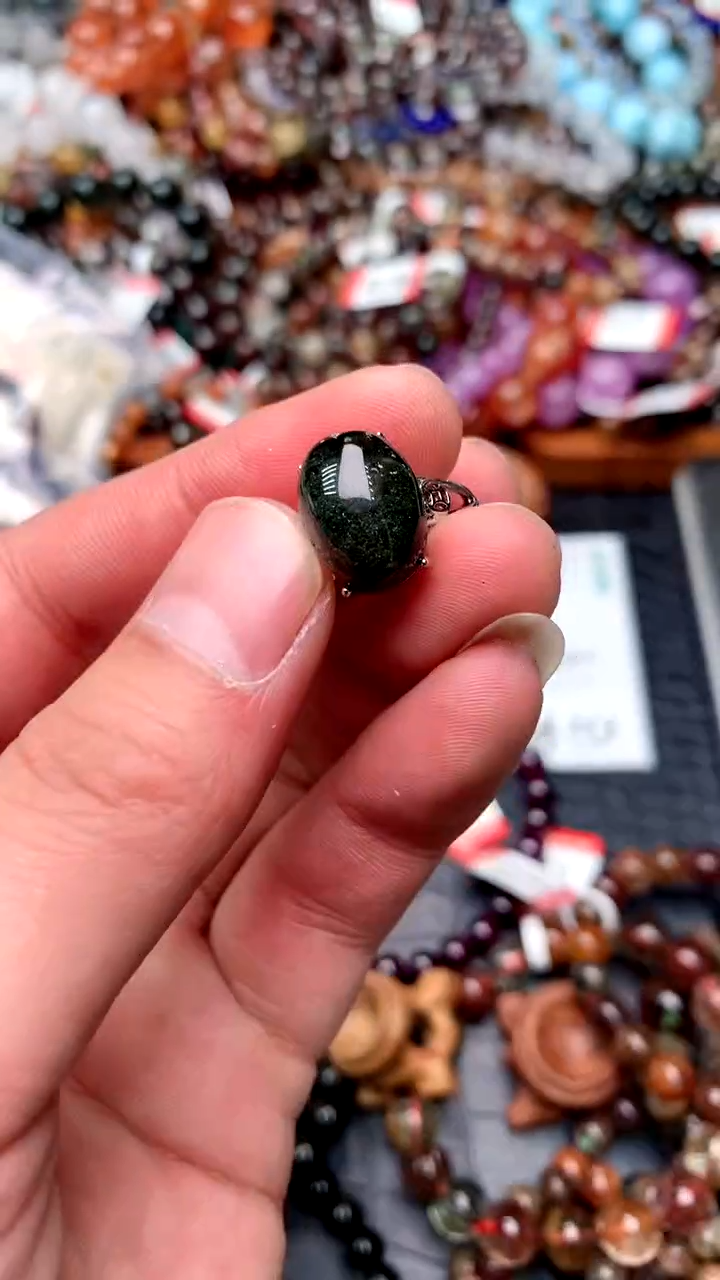 【闪购商品】水晶吊坠(赠链)合金390