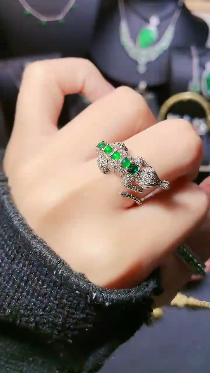 【闪购商品】翡翠戒指银S925镶嵌戒指