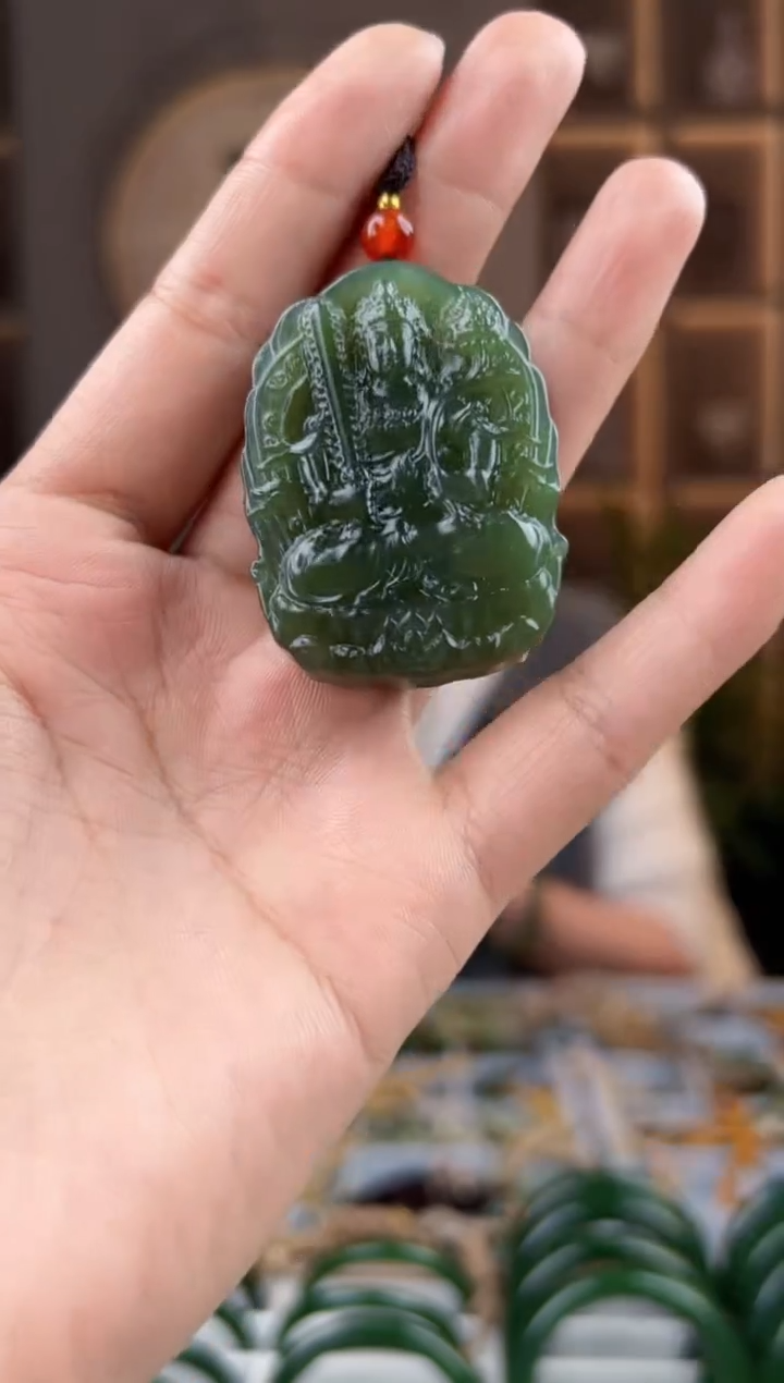 颈饰未镶嵌和田玉拍一发一，拍一发一