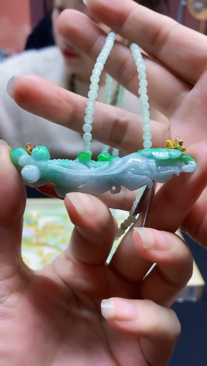 颈饰未镶嵌翡翠翡翠吊坠