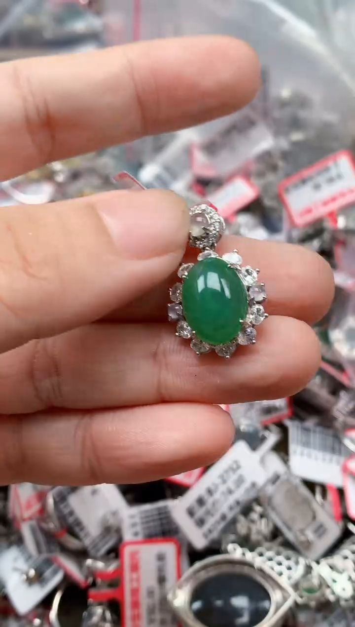 银S925镶嵌戒指翡翠天然A货缅甸翡翠