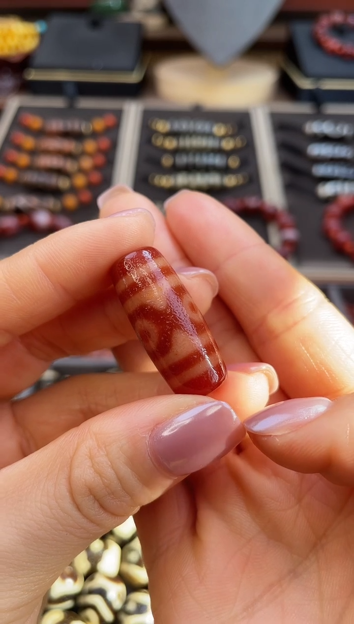 未镶嵌单珠玛瑙/玉髓美泓精品高油红肉熊猫三眼单珠