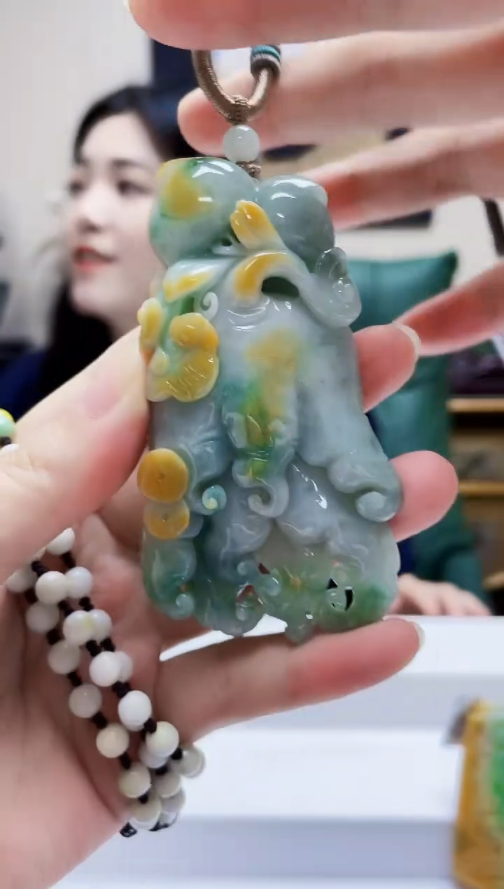 未镶嵌定制翡翠吊坠175