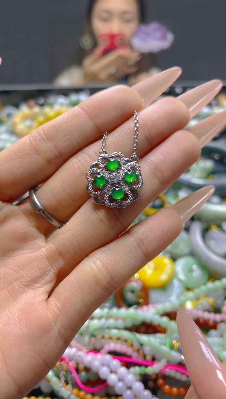 颈饰未镶嵌翡翠/H/翡翠A货，一件也是批发价