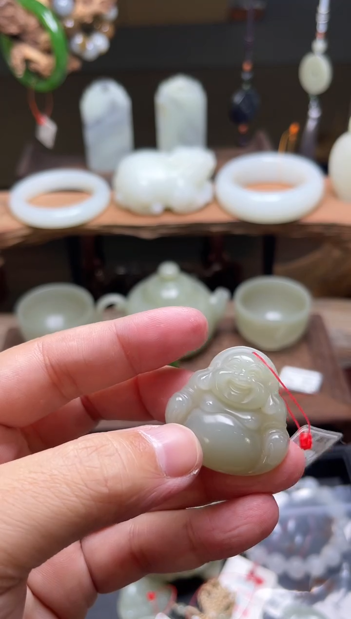 【闪购商品】和田玉吊坠未镶嵌且末青白 佛公 9004275