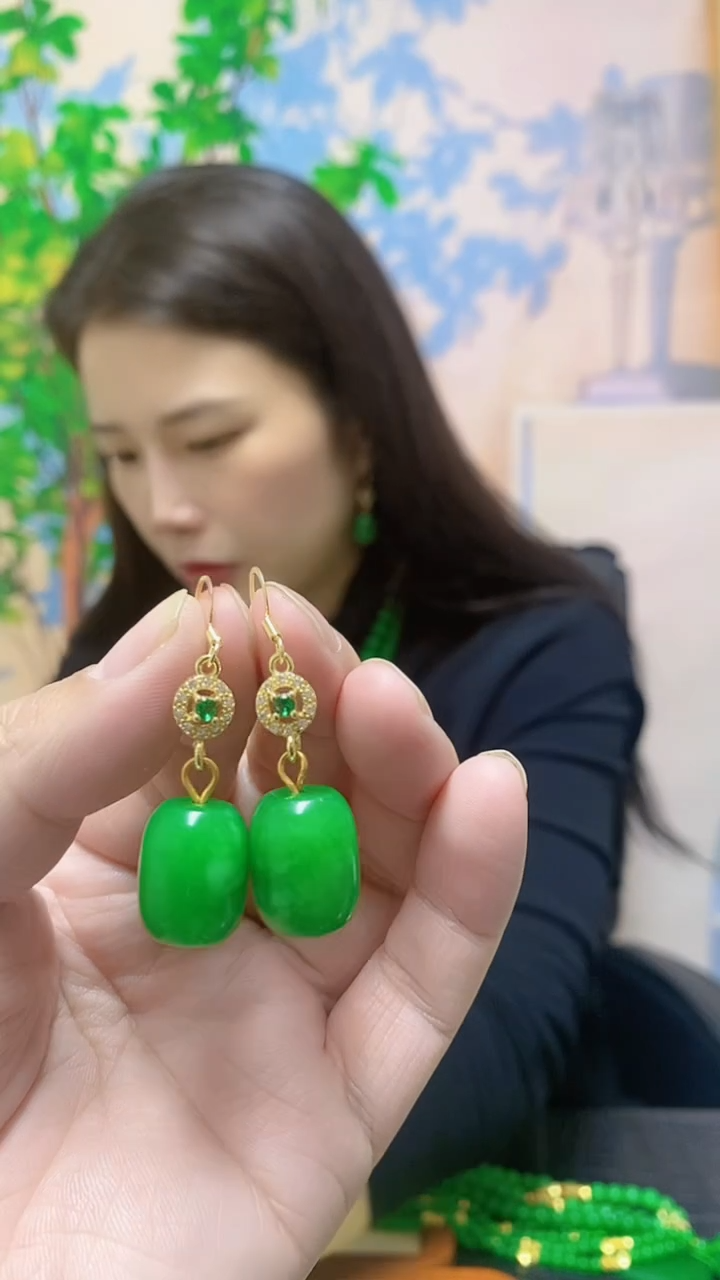 【闪购商品】翡翠耳饰14K金镶嵌翡翠耳垢