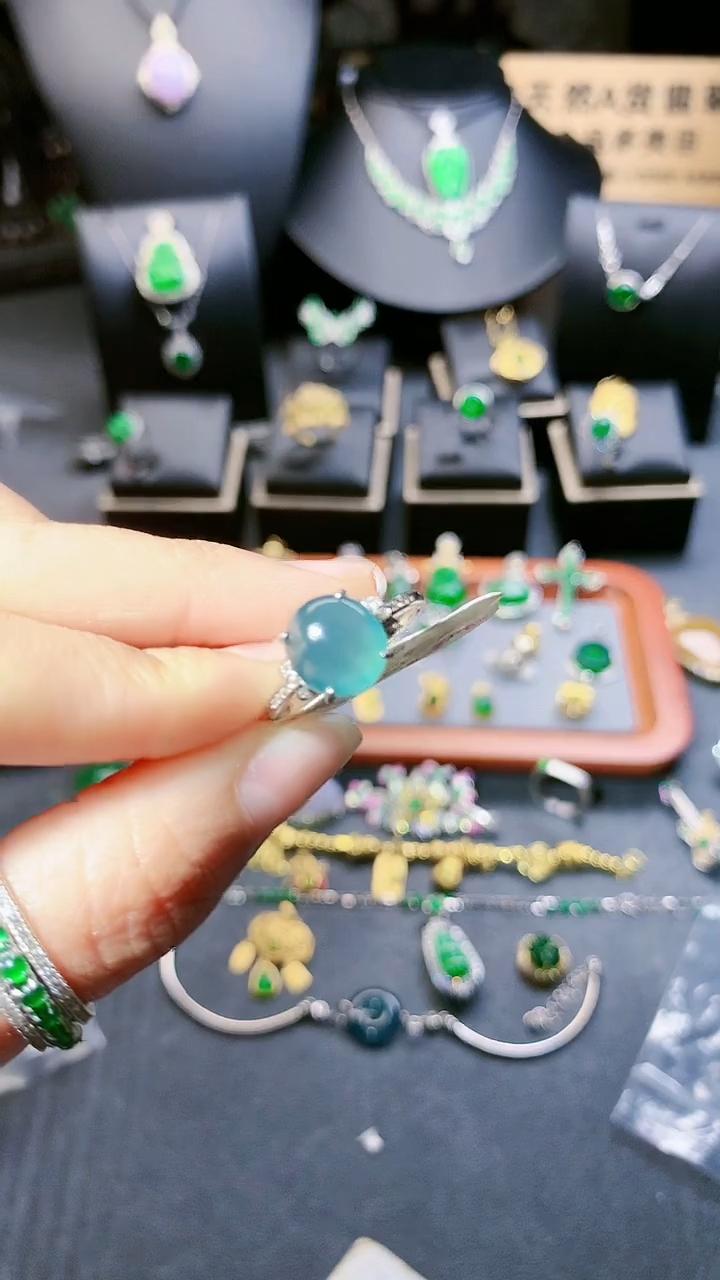 【闪购商品】翡翠戒指银S925镶嵌戒指