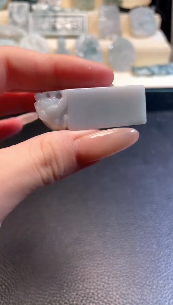 颈饰未镶嵌翡翠11/29/072