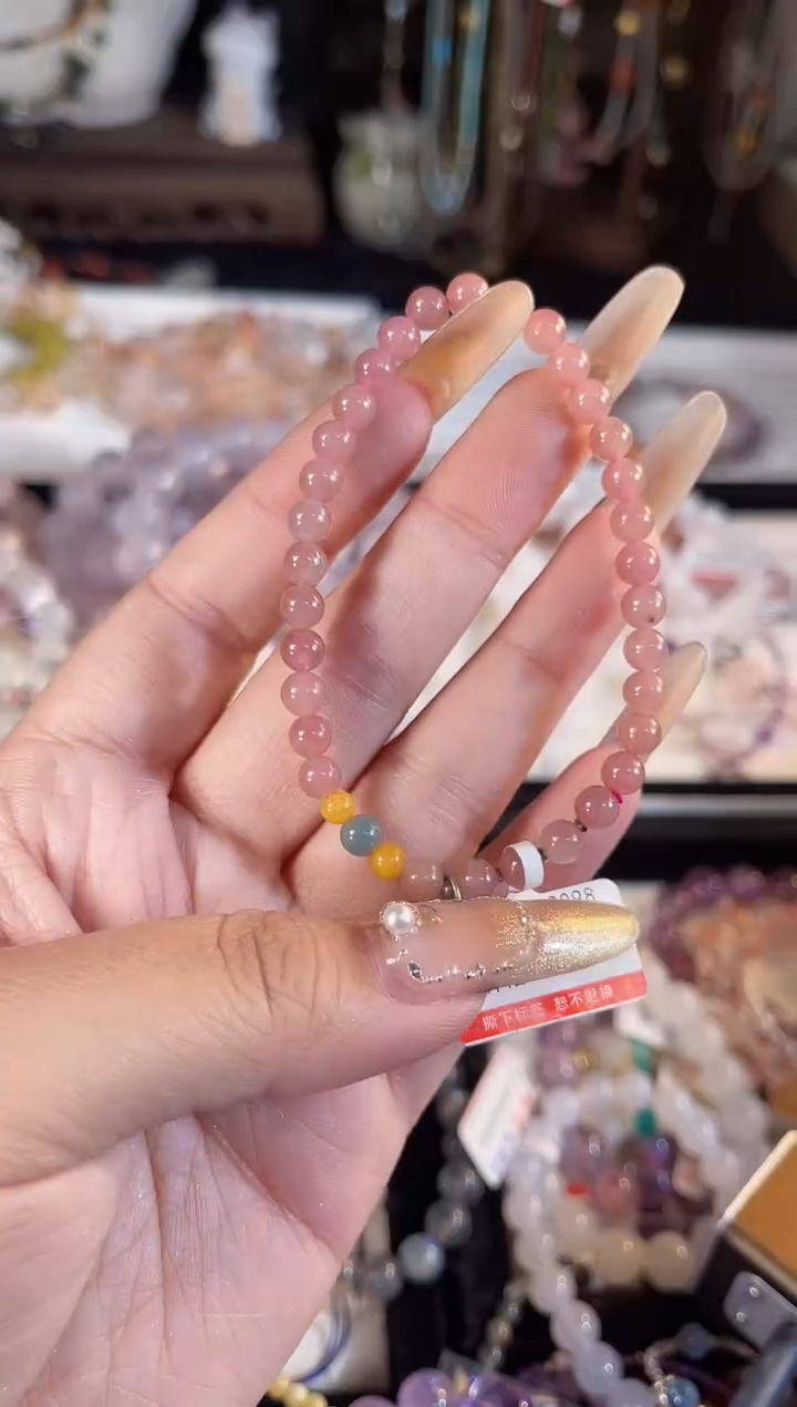 【闪购商品】水晶手链未镶嵌多样性发货其一