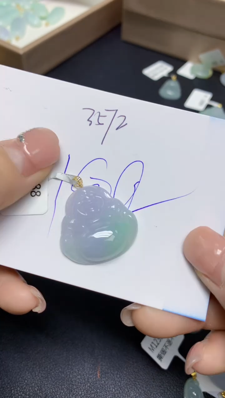 【闪购商品】翡翠挂件18K金镶嵌 天然翡翠A货
